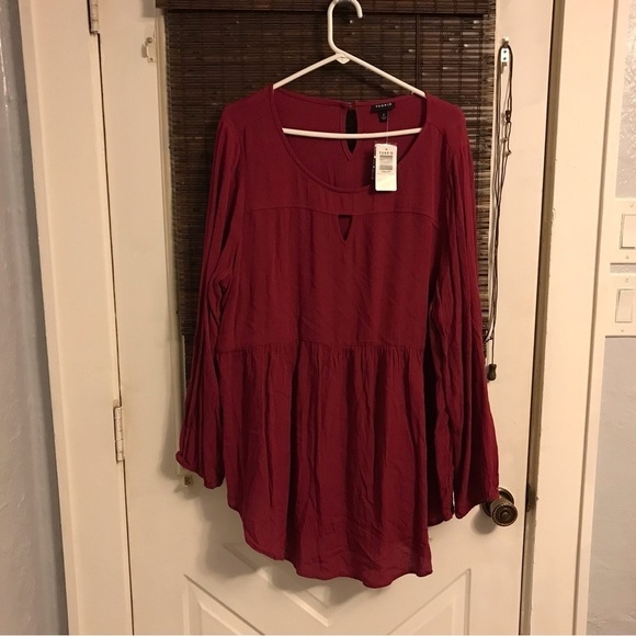 NWT Torrid Red Gauze Tunic Top - Picture 6 of 9